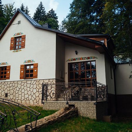 Chata Pohadka- "Lesni Udoli" Perstejn Bagian luar foto